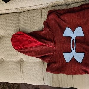 XL Under Armour  hood worn once